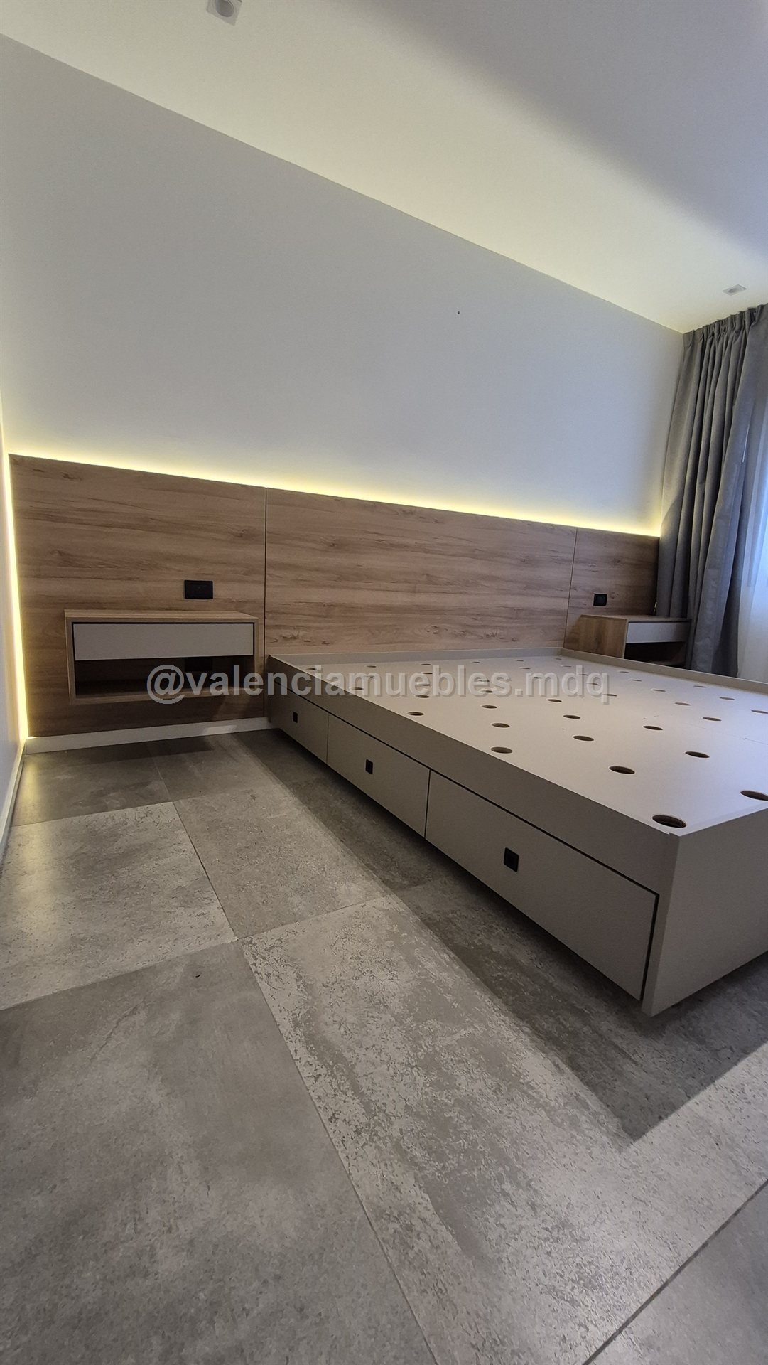 Respaldo de cama a medida