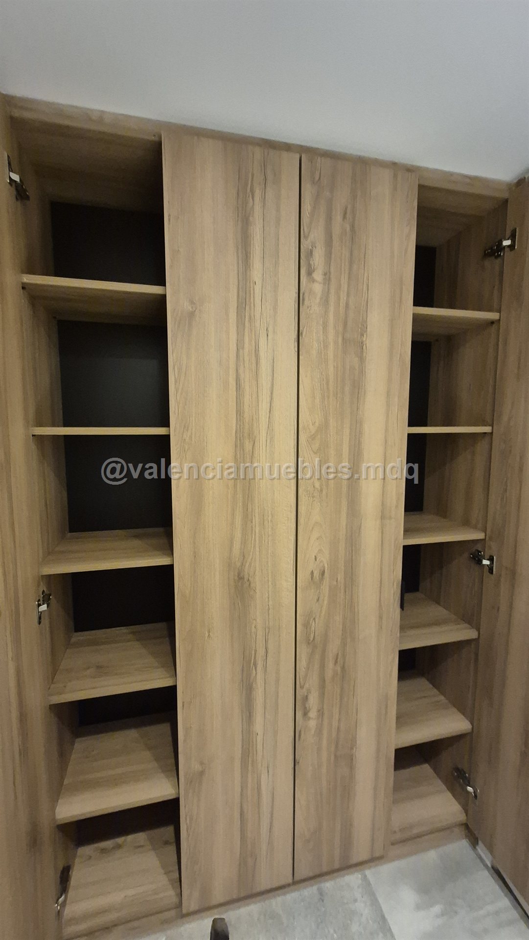 Placard moderno