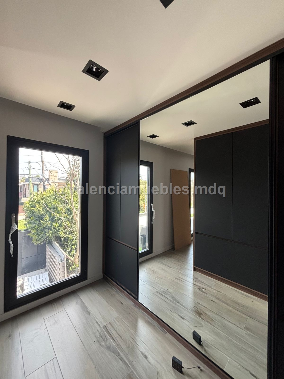 Walking closet